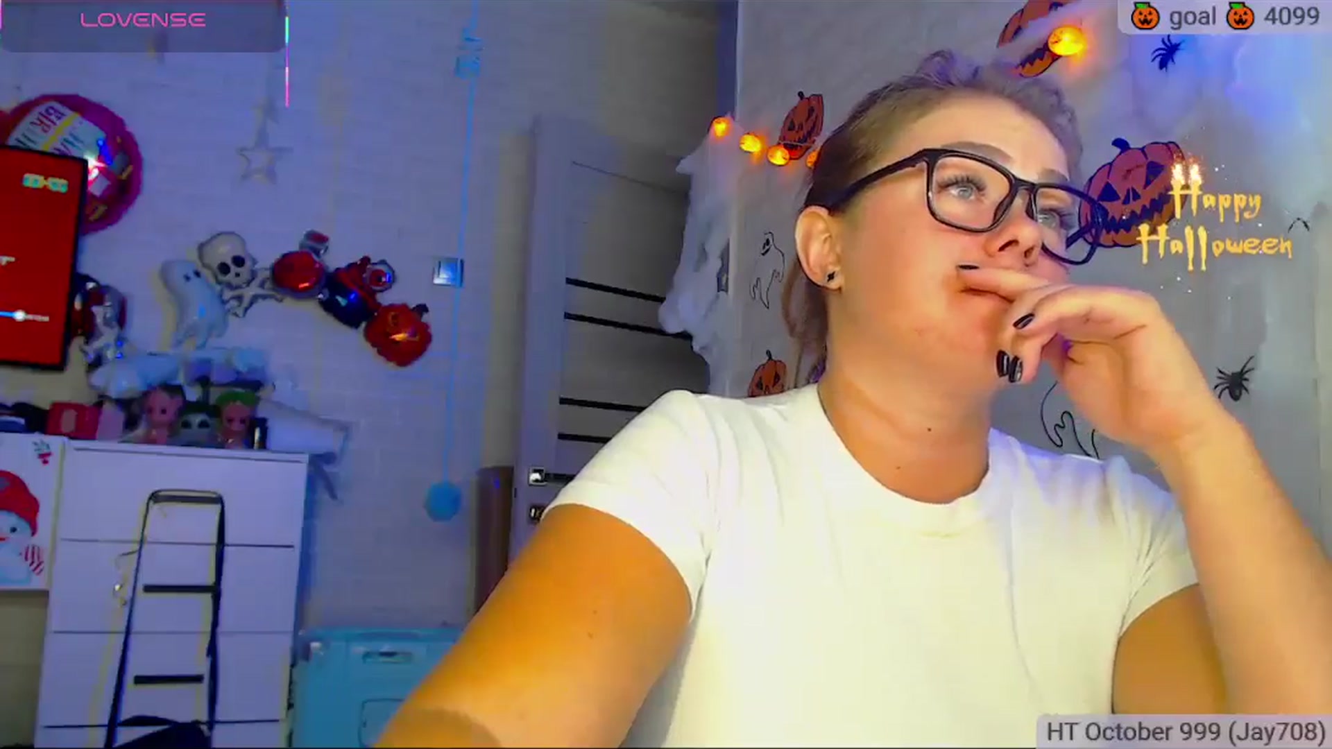Gallery image thumbnail from SuchCute_'s myfreecams stream on, 10/18/2025, 14:05 image 16 of 20