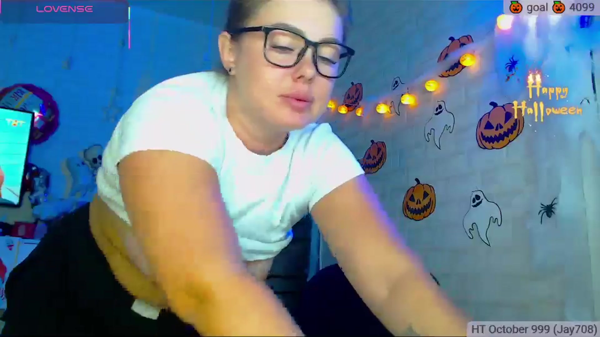 Gallery image thumbnail from SuchCute_'s myfreecams stream on, 10/18/2025, 14:05 image 12 of 20