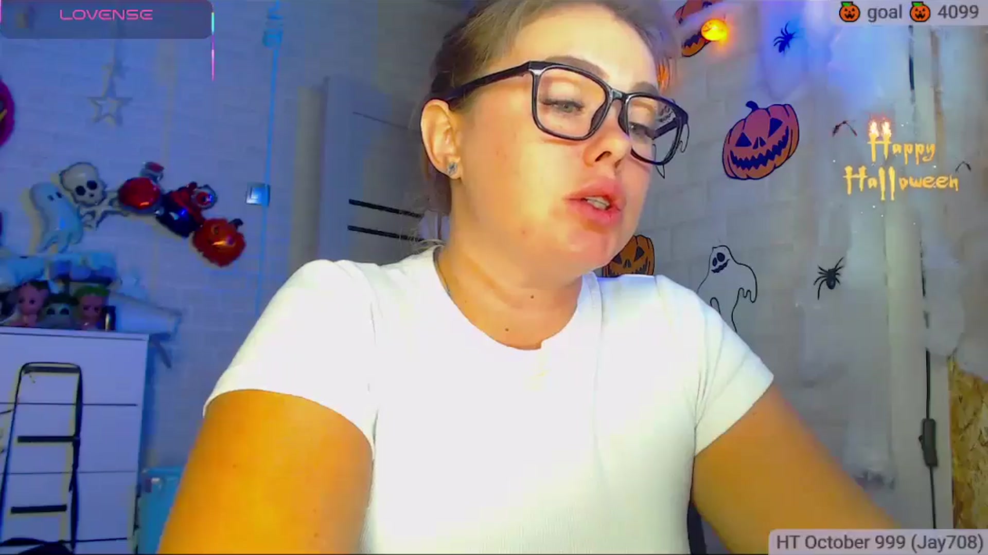 Gallery image thumbnail from SuchCute_'s myfreecams stream on, 10/18/2025, 14:05 image 6 of 20