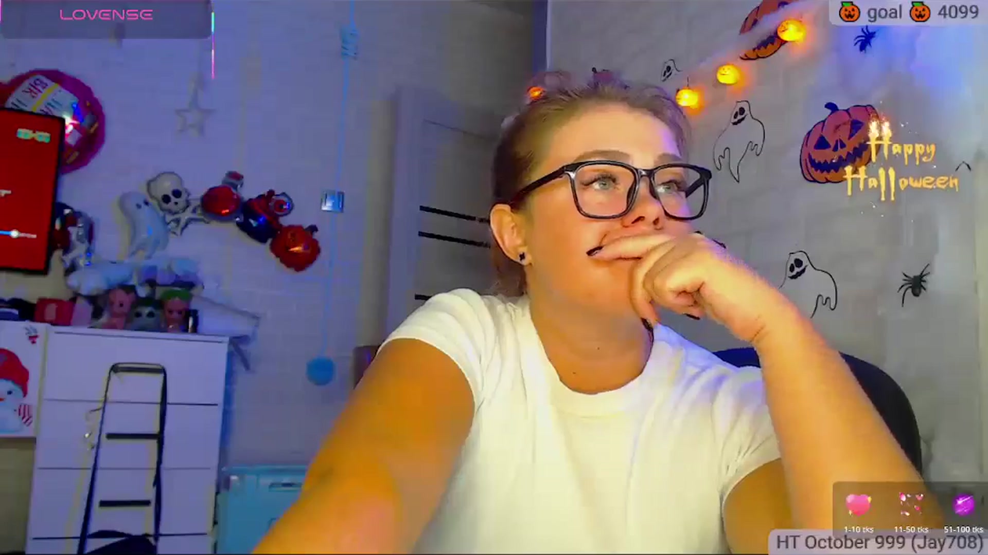 Gallery image thumbnail from SuchCute_'s myfreecams stream on, 10/18/2025, 14:05 image 19 of 20