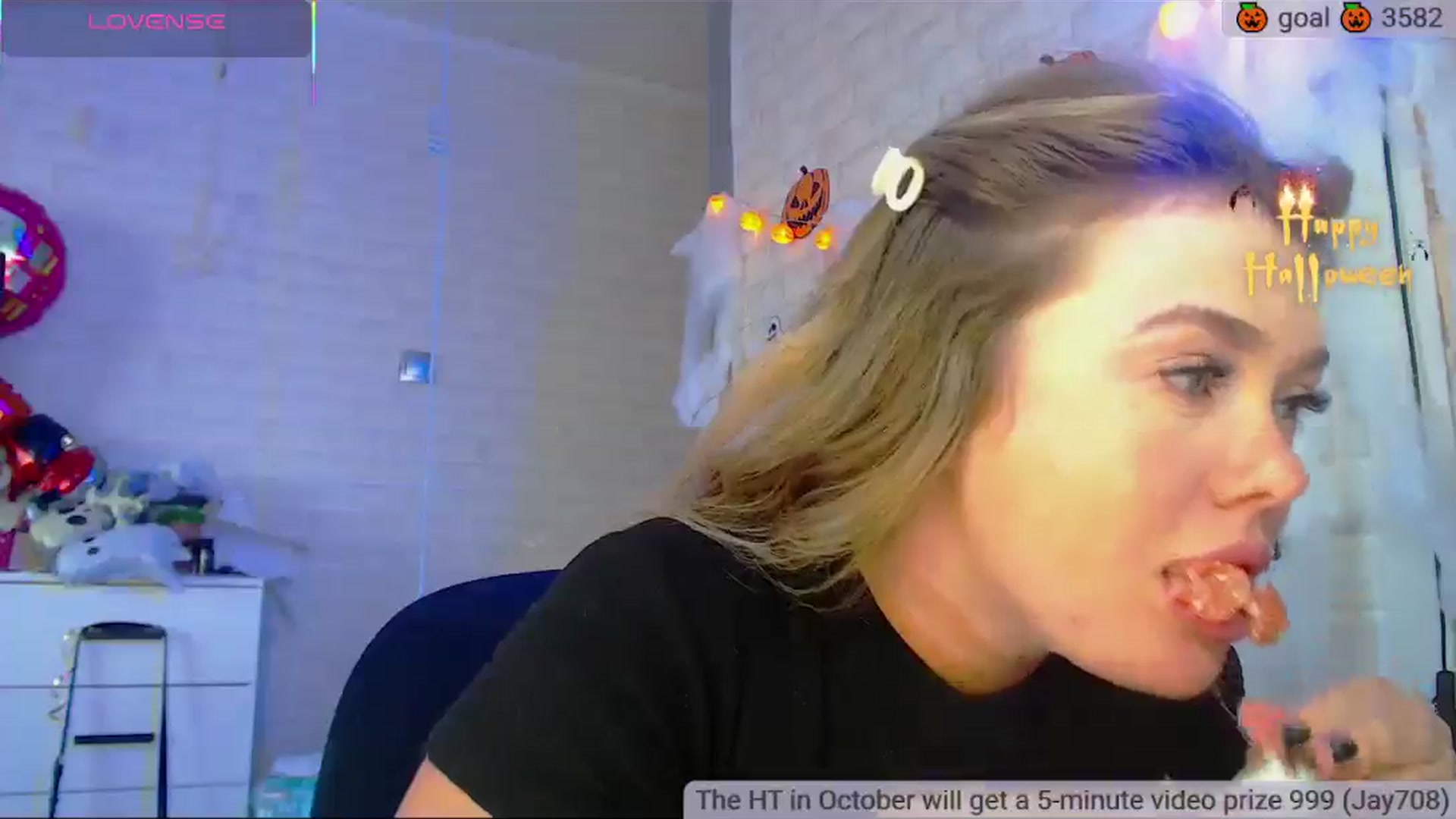 Gallery image thumbnail from SuchCute_'s myfreecams stream on, 10/20/2025, 04:43 image 19 of 20