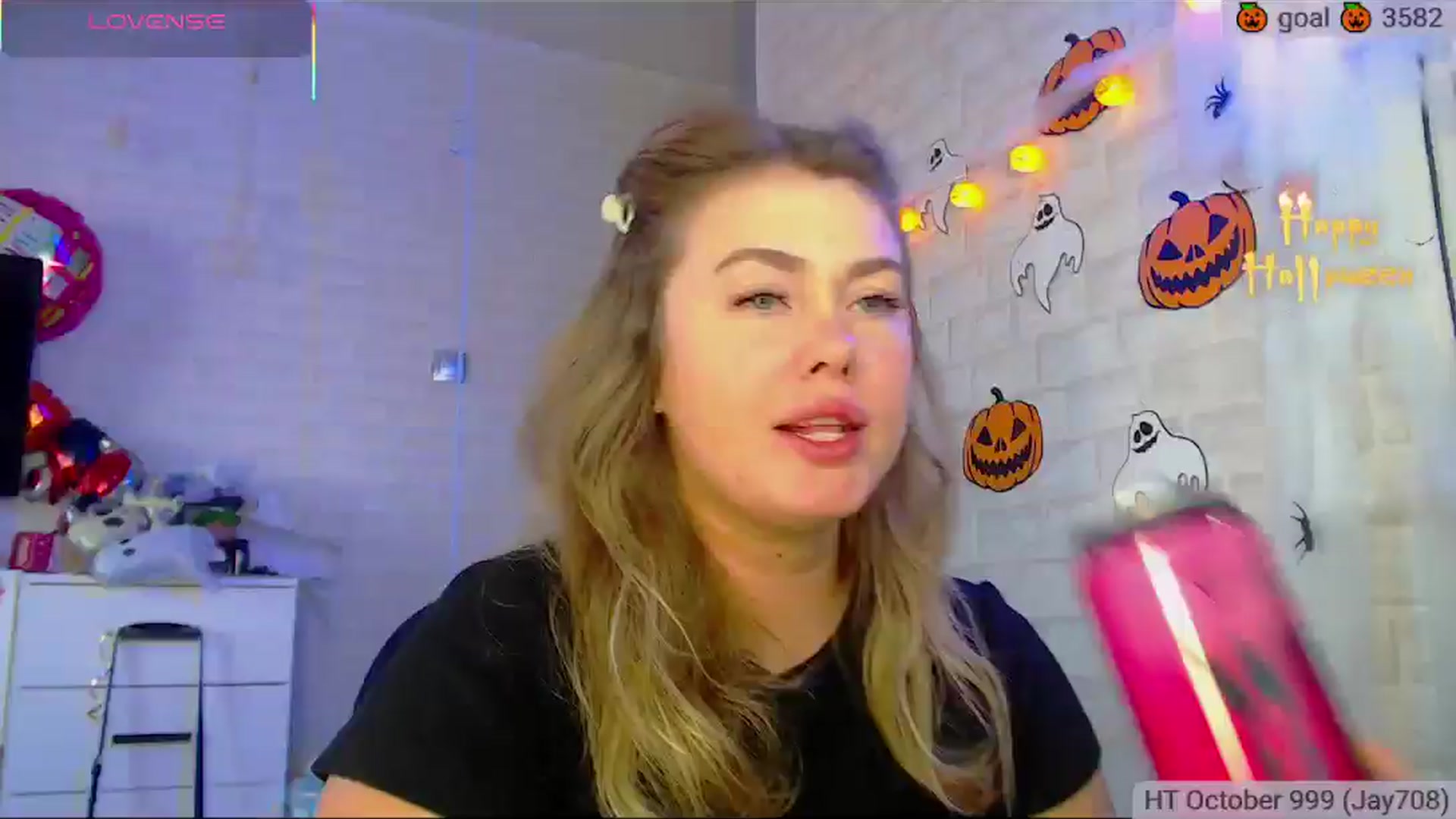 Gallery image thumbnail from SuchCute_'s myfreecams stream on, 10/20/2025, 04:43 image 12 of 20