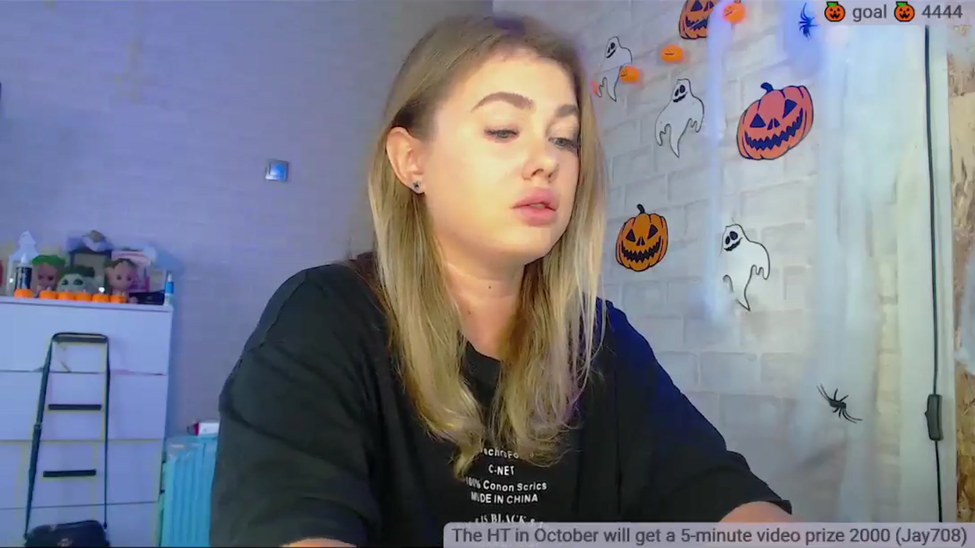 Gallery image thumbnail from SuchCute_'s myfreecams stream on, 10/24/2025, 02:55 image 18 of 20