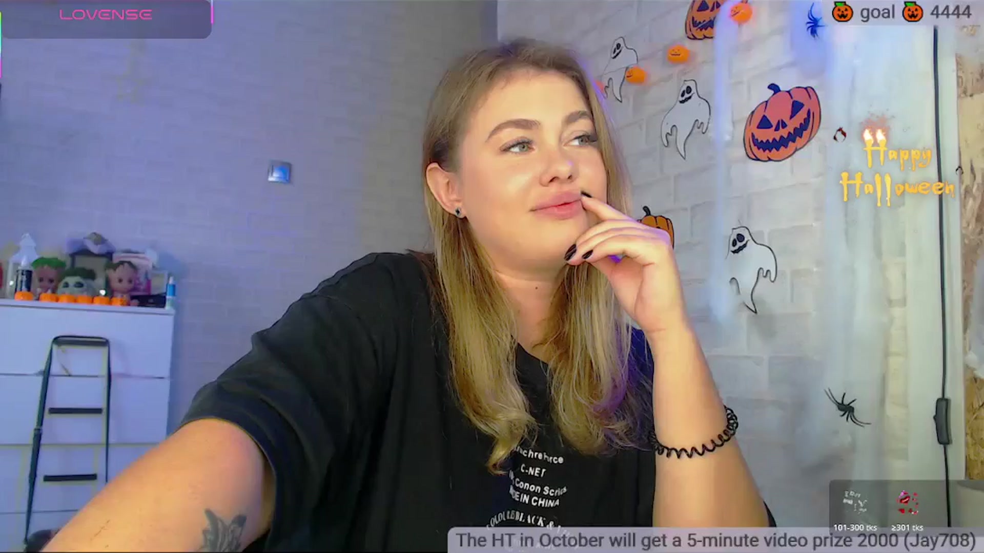 Gallery image thumbnail from SuchCute_'s myfreecams stream on, 10/24/2025, 02:55 image 10 of 20