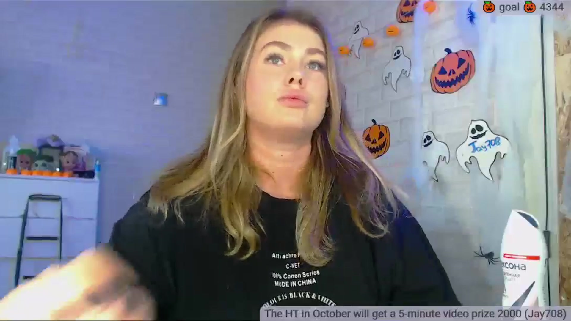 Gallery image thumbnail from SuchCute_'s myfreecams stream on, 10/24/2025, 03:13 image 13 of 20