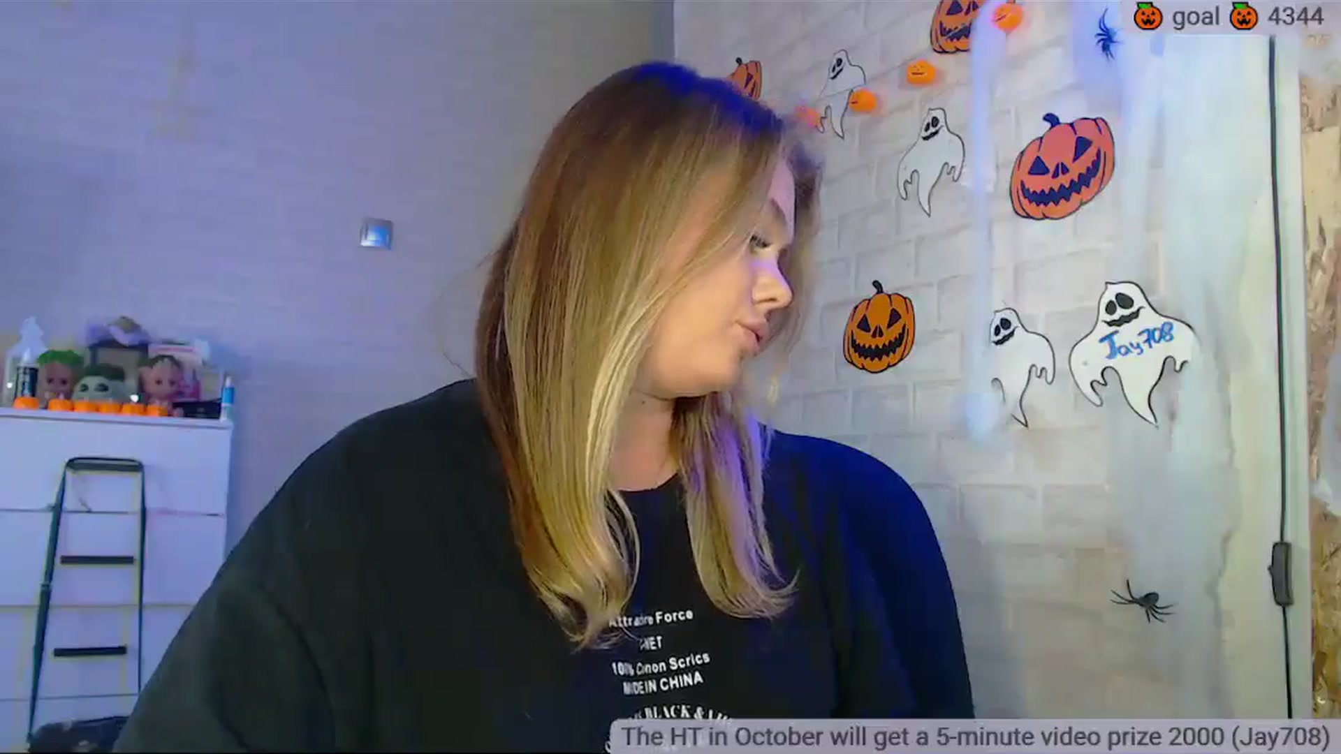 Gallery image thumbnail from SuchCute_'s myfreecams stream on, 10/24/2025, 03:13 image 7 of 20