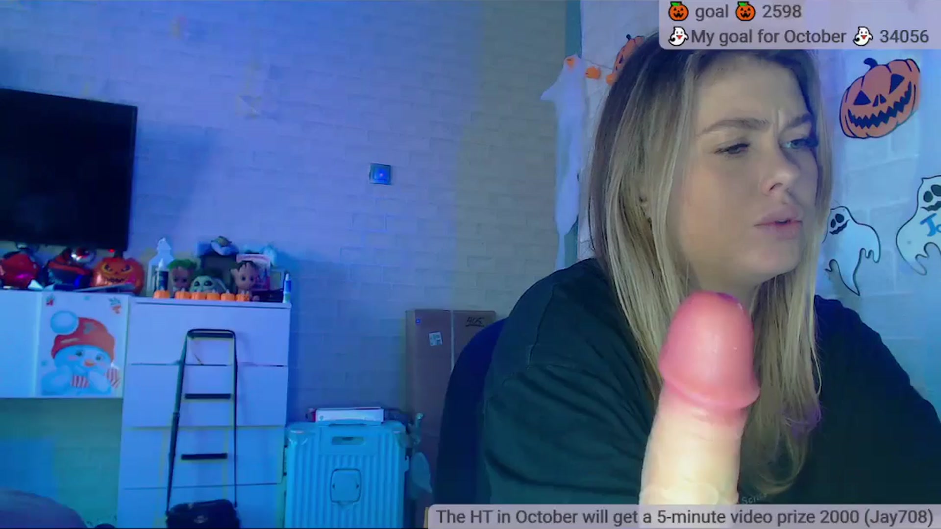 Gallery image thumbnail from SuchCute_'s myfreecams stream on, 10/24/2025, 04:50 image 6 of 20