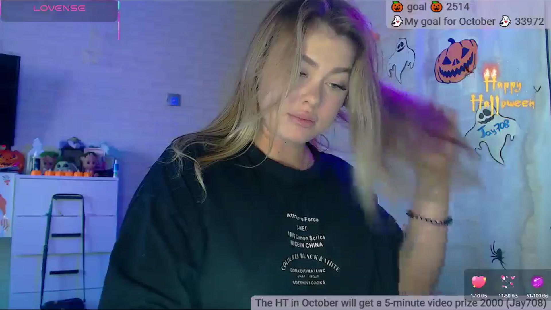 Gallery image thumbnail from SuchCute_'s myfreecams stream on, 10/24/2025, 04:50 image 12 of 20