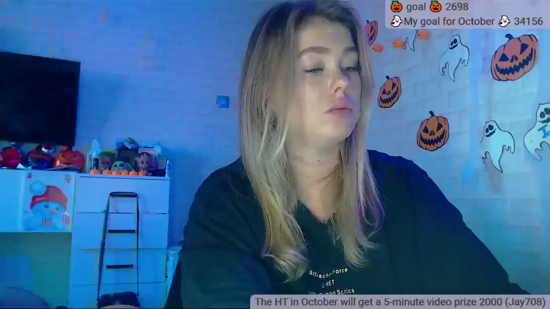 Gallery image thumbnail from SuchCute_'s myfreecams stream on, 10/24/2025, 04:50 image 4 of 20