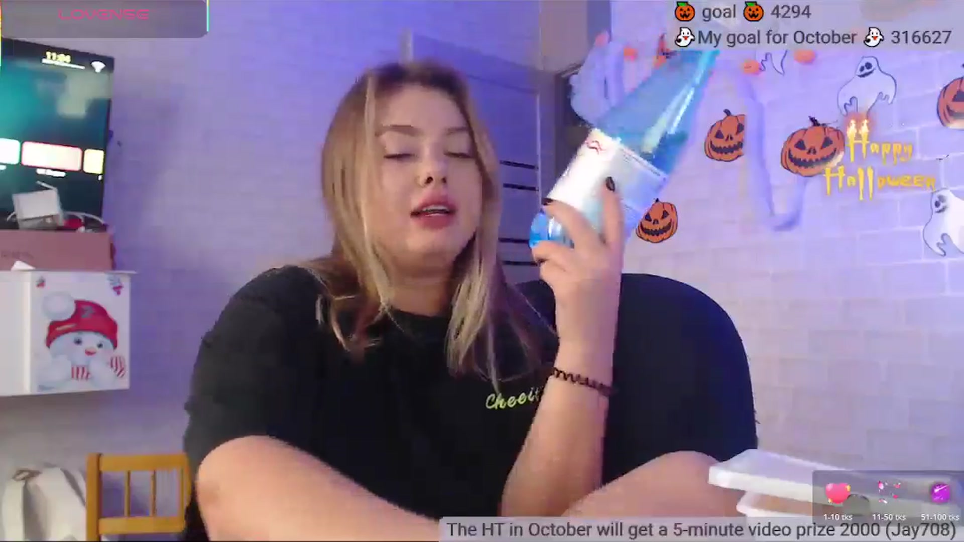 Gallery image thumbnail from SuchCute_'s myfreecams stream on, 10/26/2025, 04:10 image 16 of 20