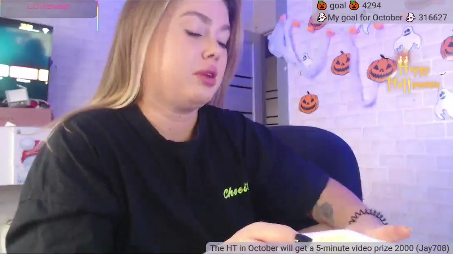 Gallery image thumbnail from SuchCute_'s myfreecams stream on, 10/26/2025, 04:10 image 10 of 20
