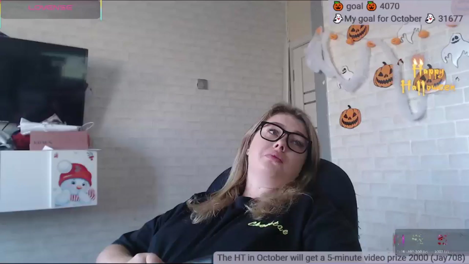 Gallery image thumbnail from SuchCute_'s myfreecams stream on, 10/27/2025, 04:17 image 15 of 20