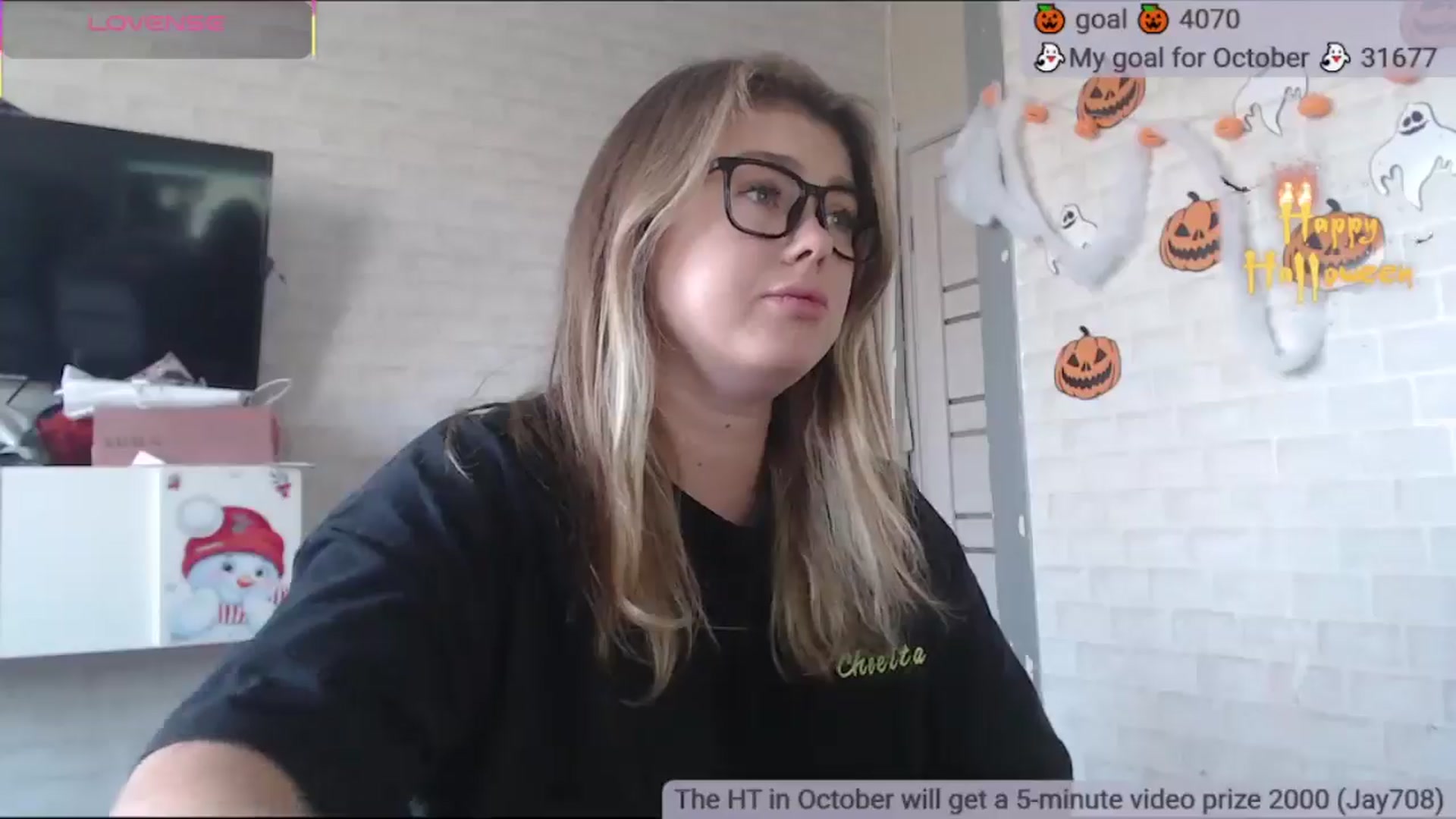 Gallery image thumbnail from SuchCute_'s myfreecams stream on, 10/27/2025, 04:17 image 14 of 20