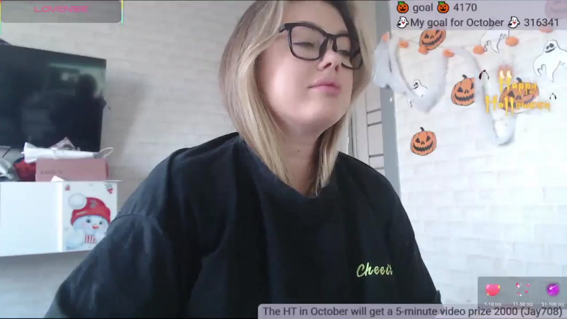 Gallery image thumbnail from SuchCute_'s myfreecams stream on, 10/27/2025, 04:17 image 7 of 20