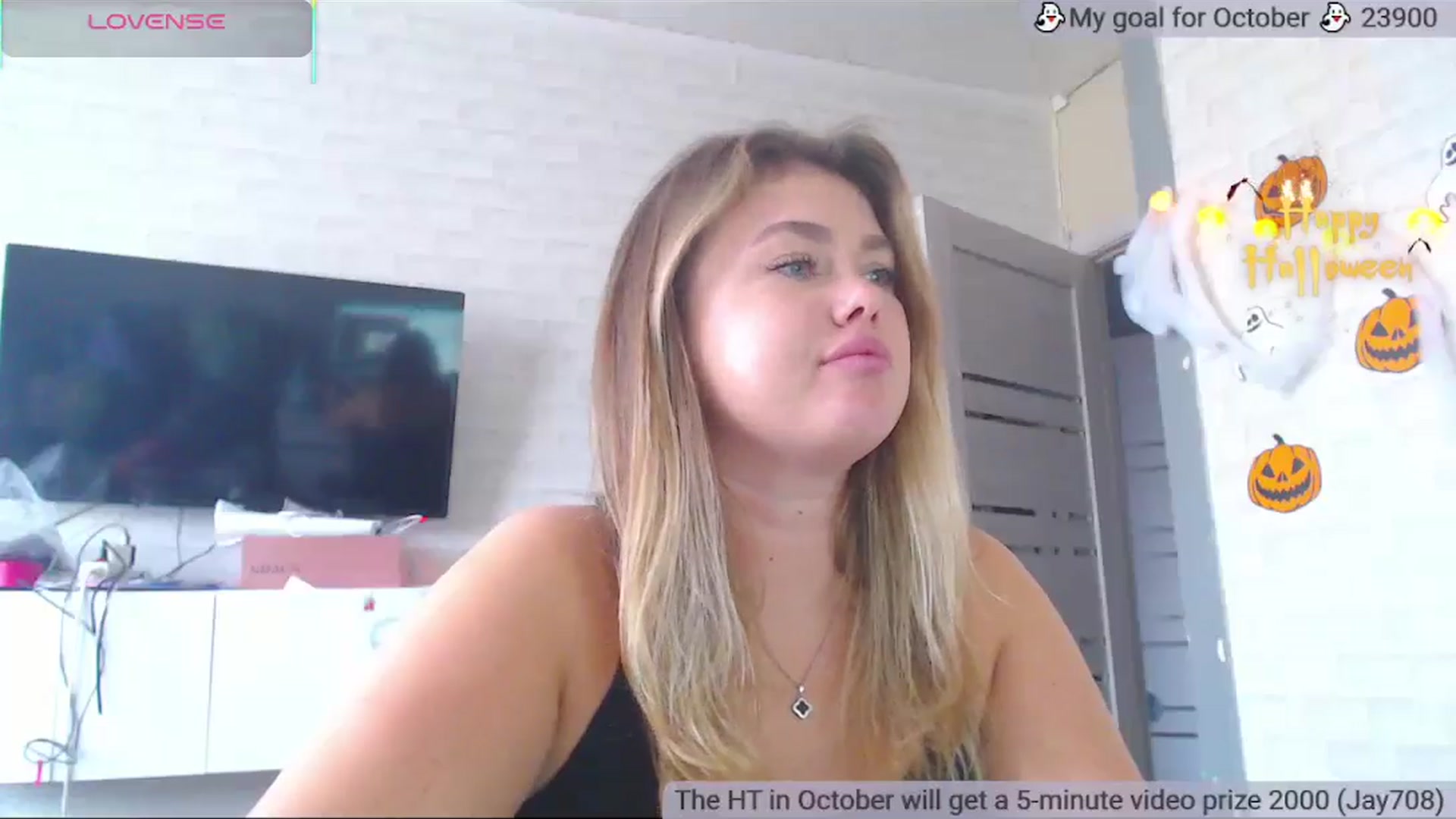 Gallery image thumbnail from SuchCute_'s myfreecams stream on, 10/28/2025, 05:28 image 9 of 20