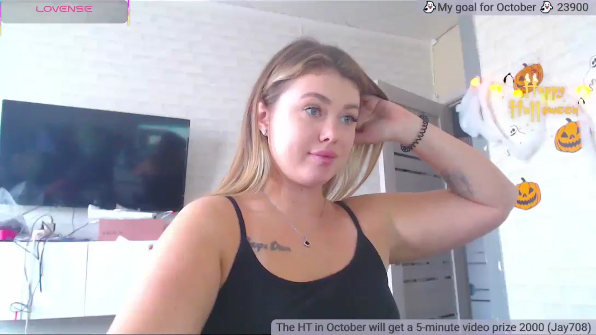 Gallery image thumbnail from SuchCute_'s myfreecams stream on, 10/28/2025, 05:28 image 5 of 20
