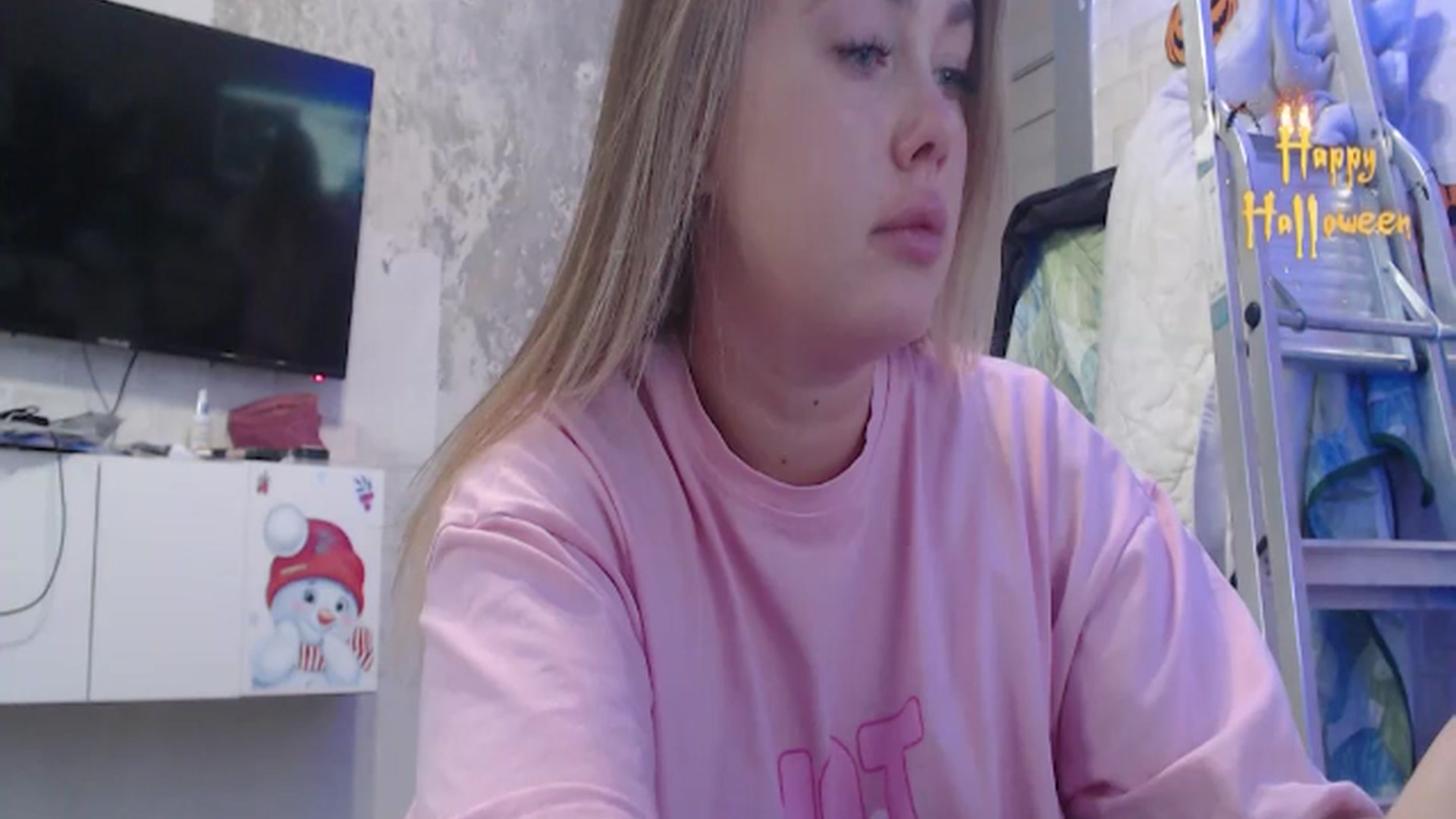 Gallery image thumbnail from SuchCute_'s myfreecams stream on, 10/29/2025, 05:20 image 10 of 20