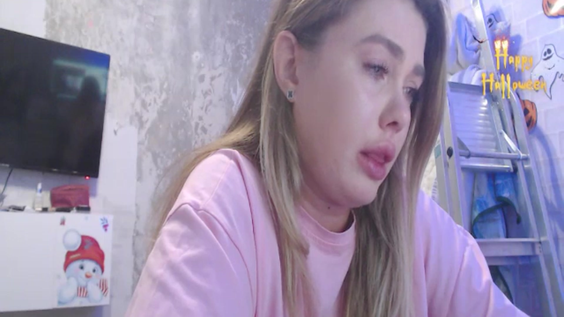 Gallery image thumbnail from SuchCute_'s myfreecams stream on, 10/29/2025, 05:20 image 5 of 20