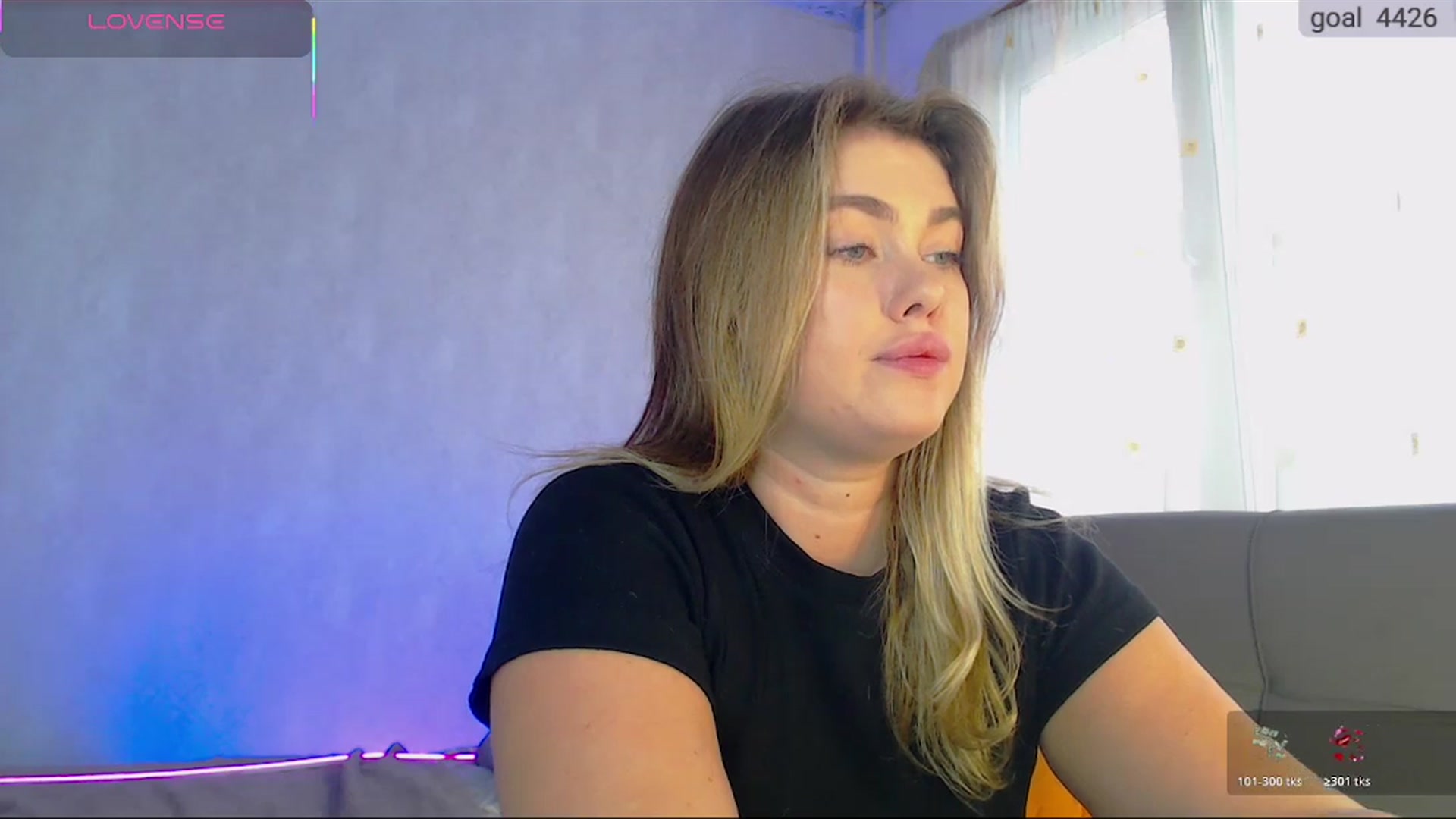 Gallery image thumbnail from SuchCute_'s myfreecams stream on, 11/05/2025, 04:10 image 9 of 20