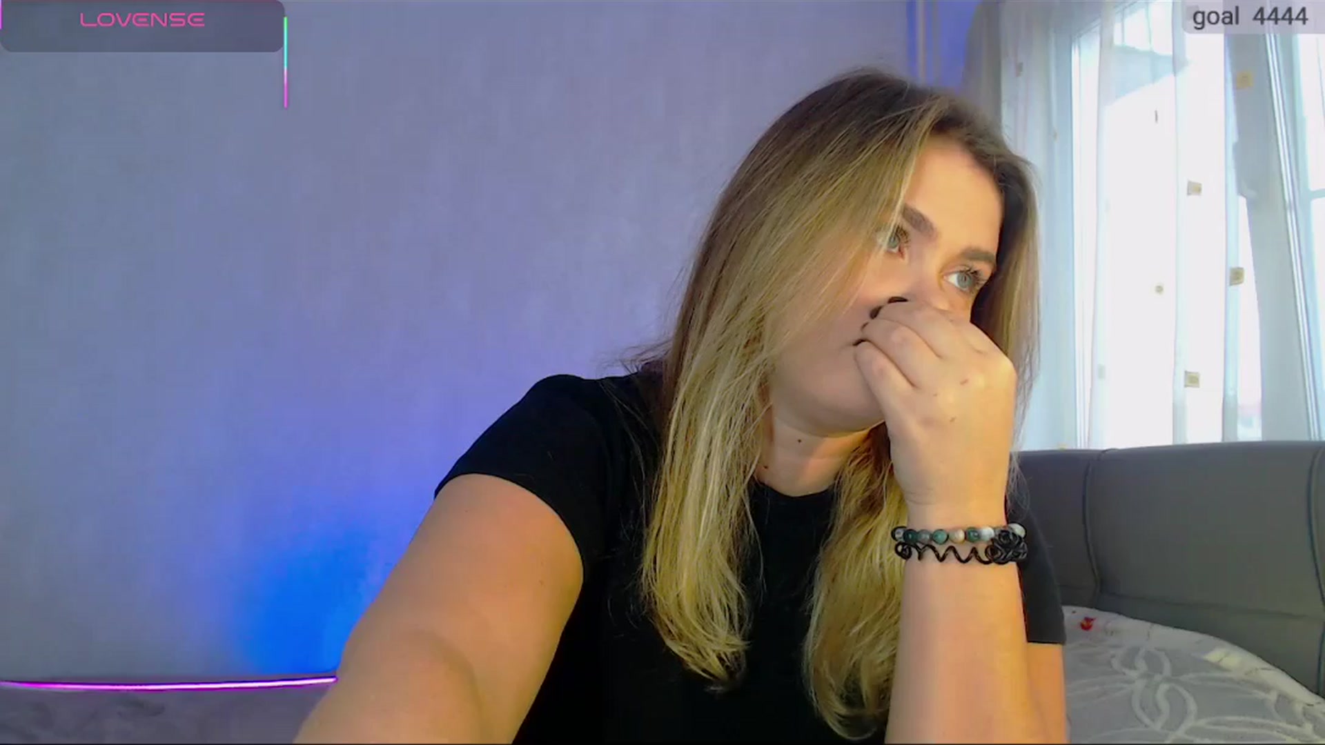 Gallery image thumbnail from SuchCute_'s myfreecams stream on, 11/05/2025, 04:10 image 1 of 20