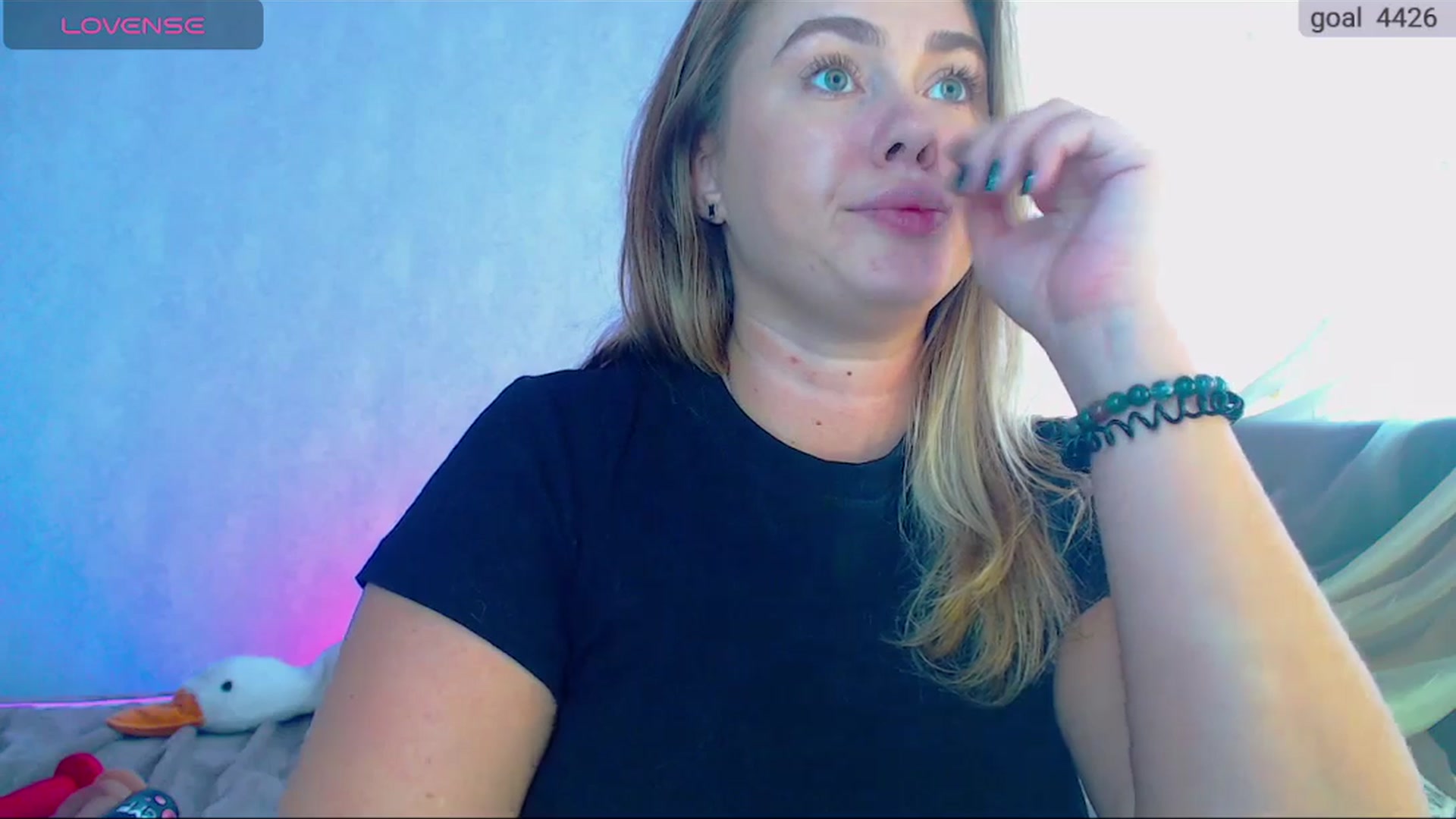 Gallery image thumbnail from SuchCute_'s myfreecams stream on, 11/05/2025, 04:56 image 9 of 20