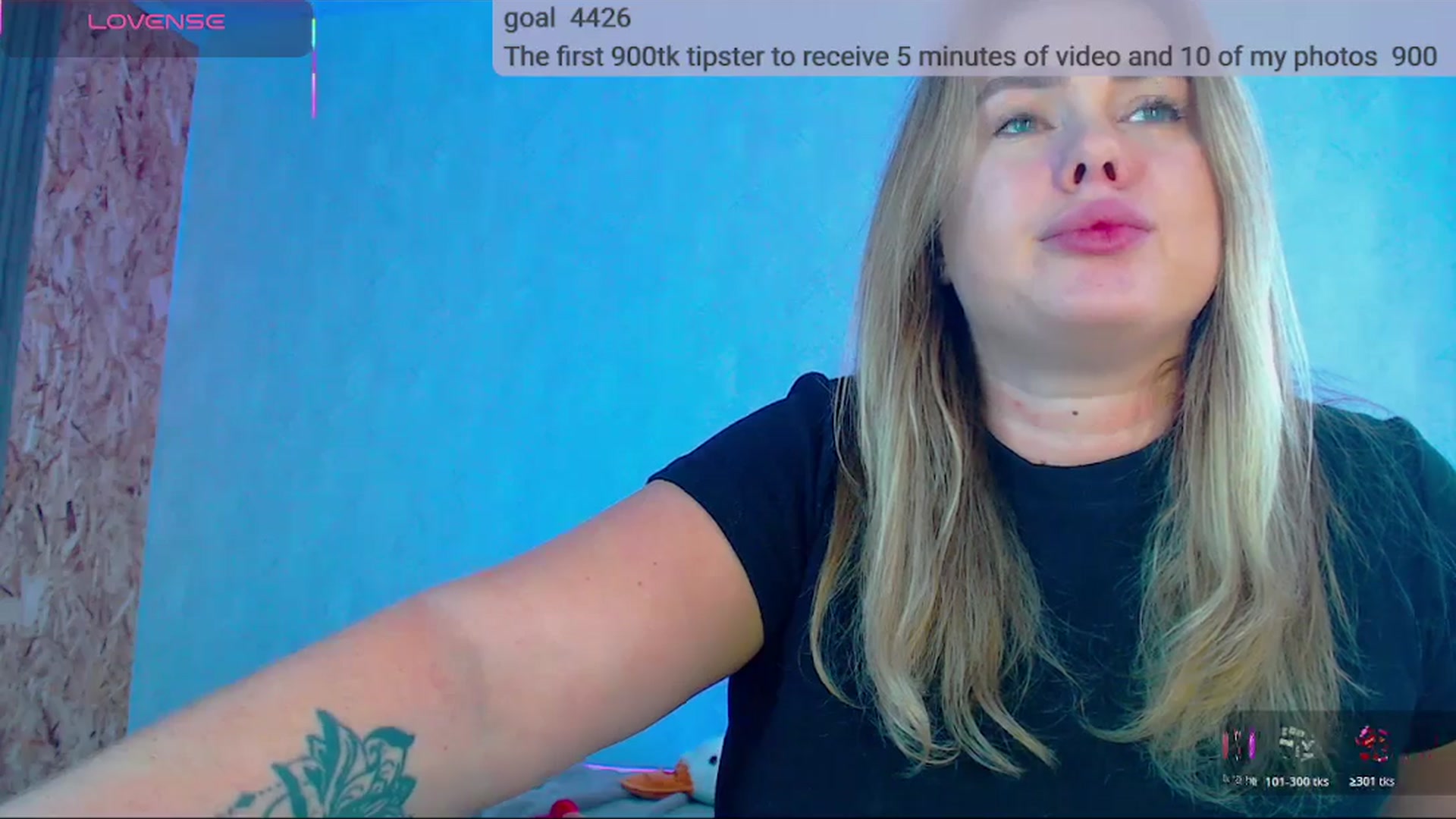 Gallery image thumbnail from SuchCute_'s myfreecams stream on, 11/05/2025, 04:56 image 13 of 20