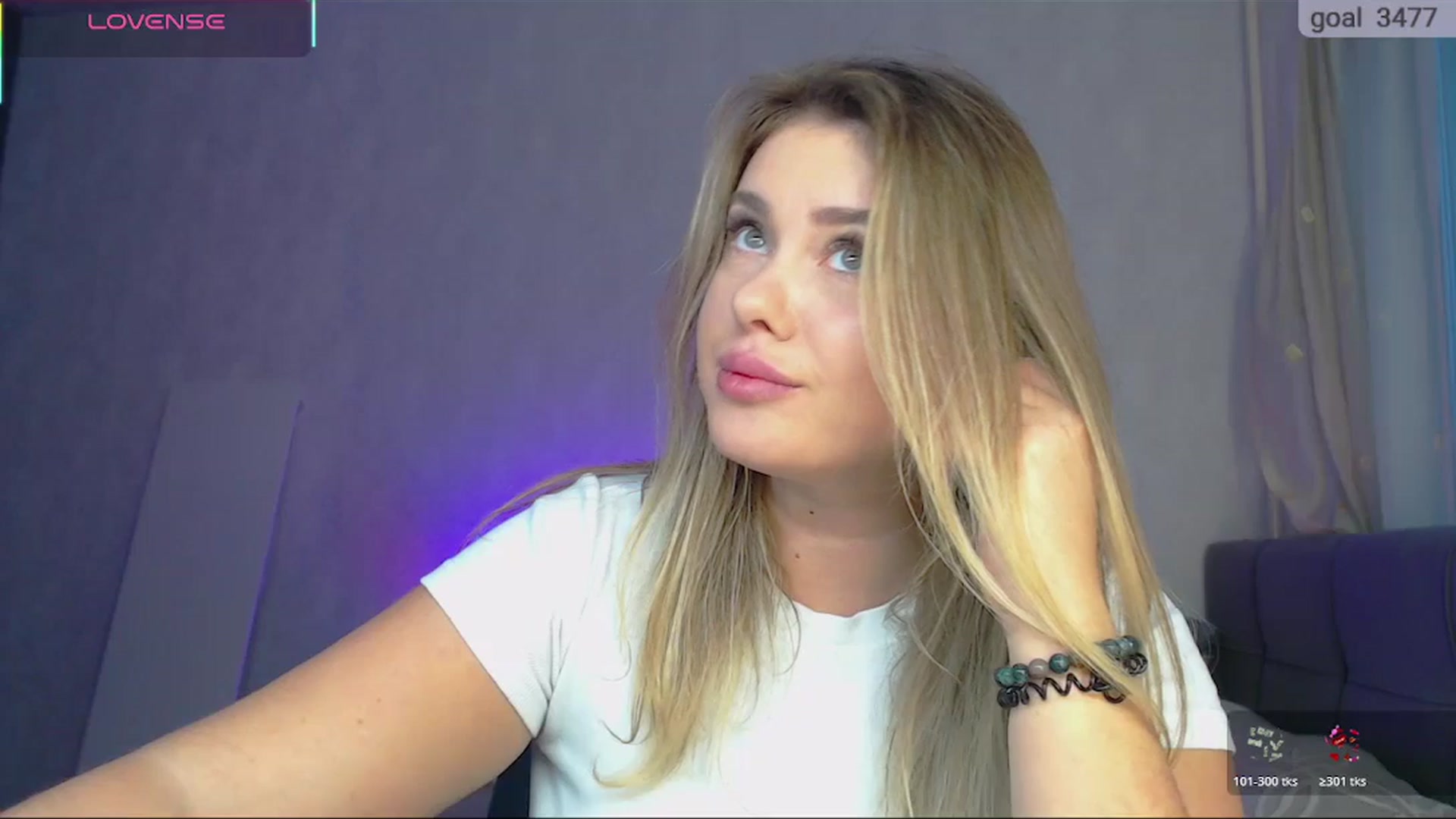 Gallery image thumbnail from SuchCute_'s myfreecams stream on, 11/10/2025, 02:27 image 7 of 20