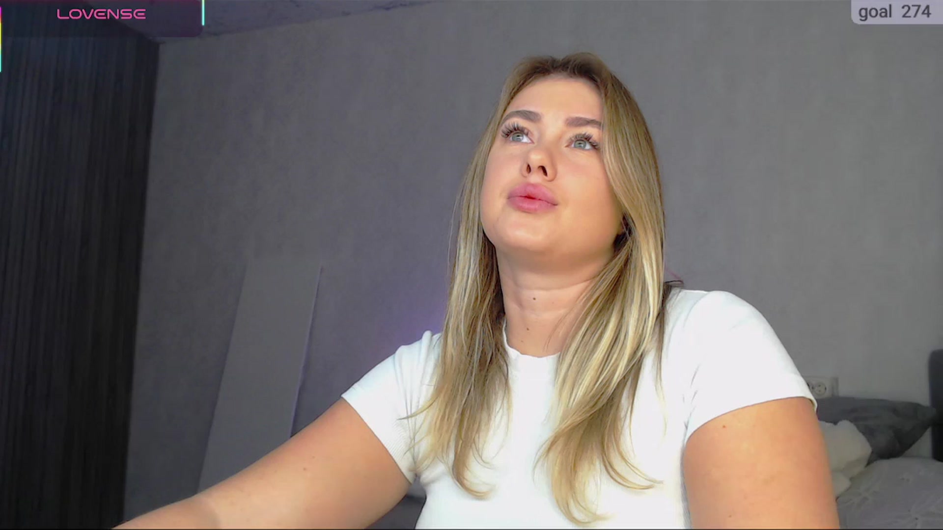 Gallery image thumbnail from SuchCute_'s myfreecams stream on, 11/10/2025, 02:27 image 1 of 20