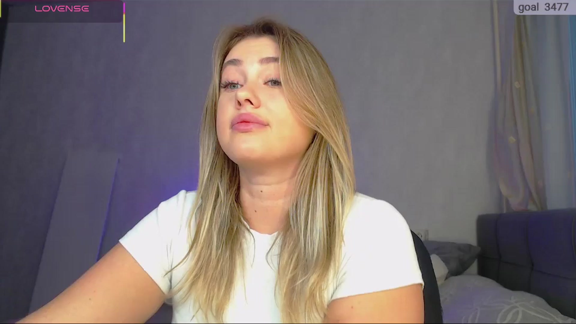 Gallery image thumbnail from SuchCute_'s myfreecams stream on, 11/10/2025, 02:27 image 5 of 20