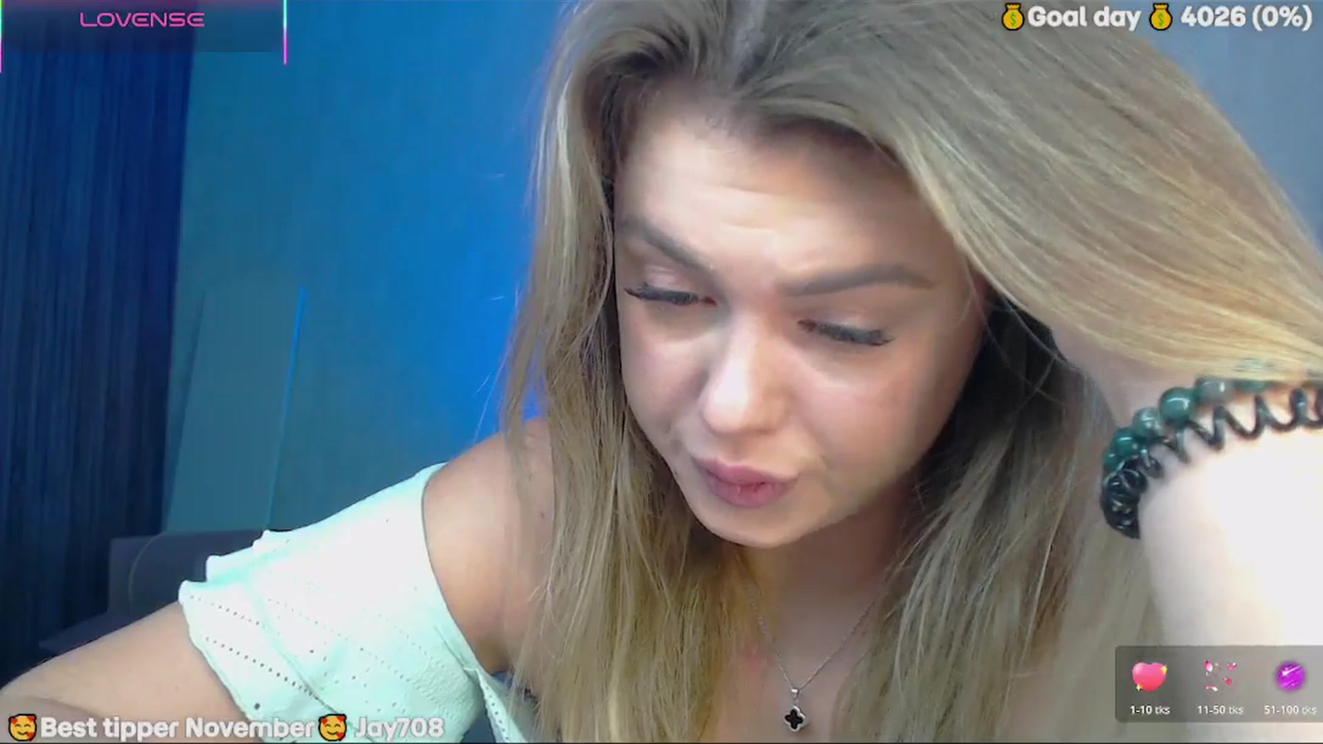 Gallery image thumbnail from SuchCute_'s myfreecams stream on, 11/12/2025, 03:01 image 16 of 20