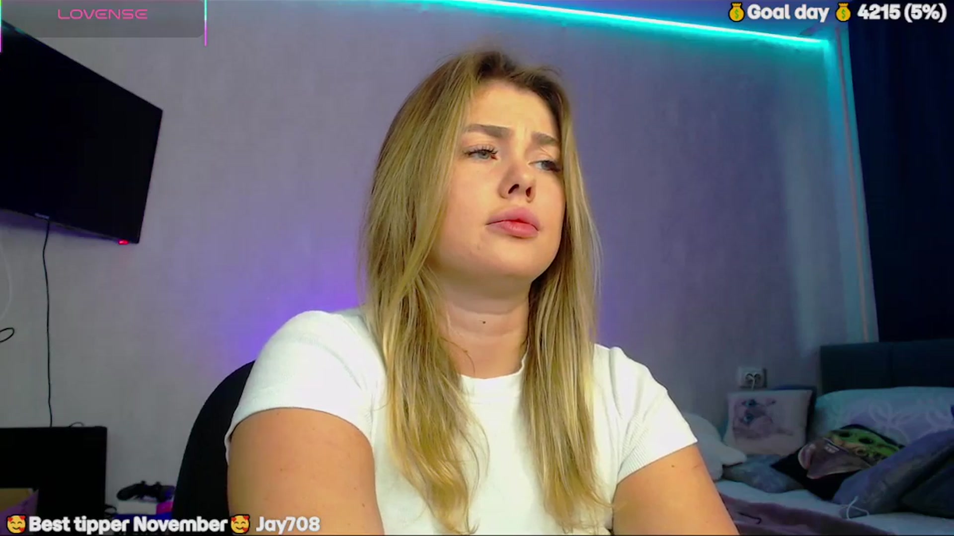 Gallery image thumbnail from SuchCute_'s myfreecams stream on, 11/17/2025, 02:58 image 5 of 20