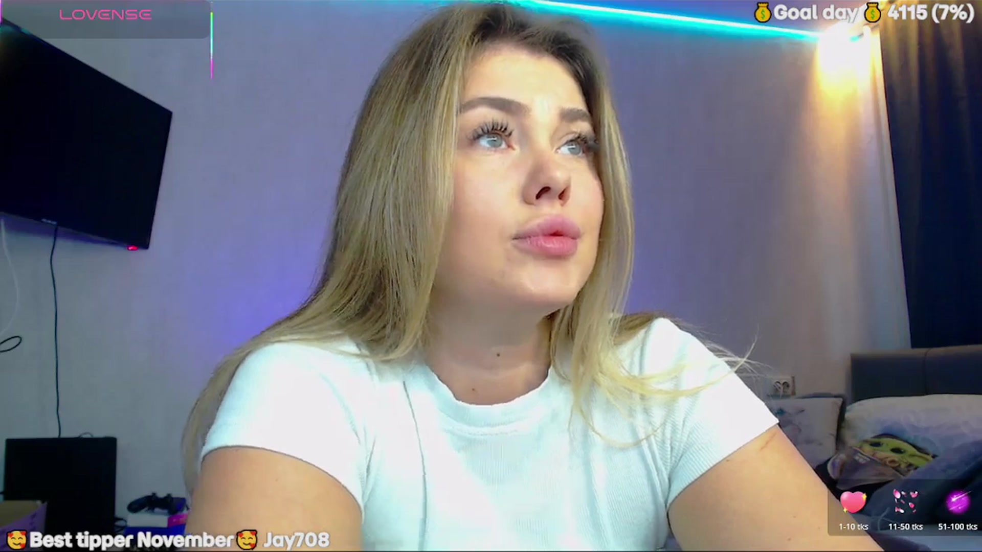 Gallery image thumbnail from SuchCute_'s myfreecams stream on, 11/17/2025, 02:58 image 7 of 20