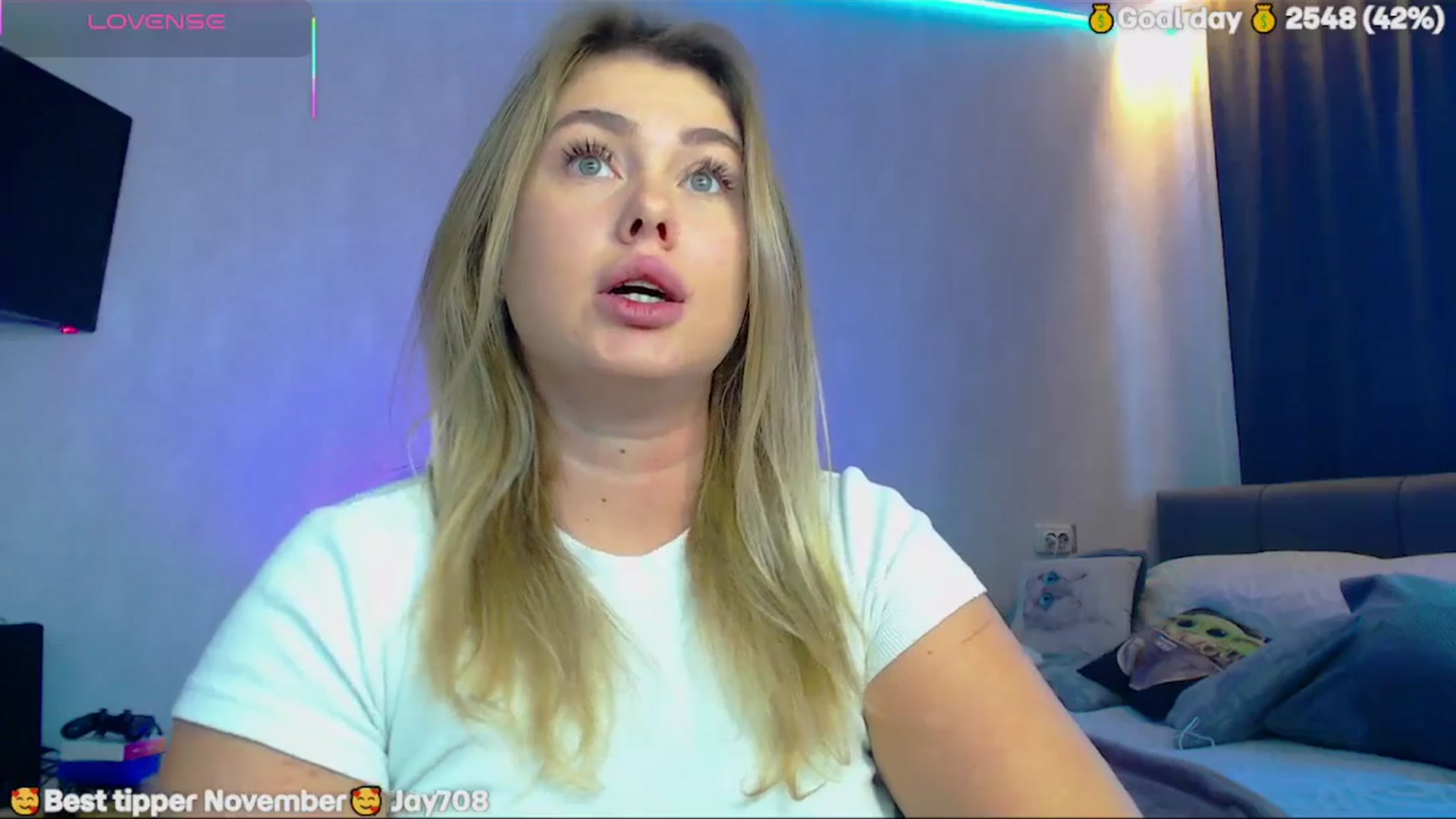 Gallery image thumbnail from SuchCute_'s myfreecams stream on, 11/17/2025, 04:24 image 18 of 20
