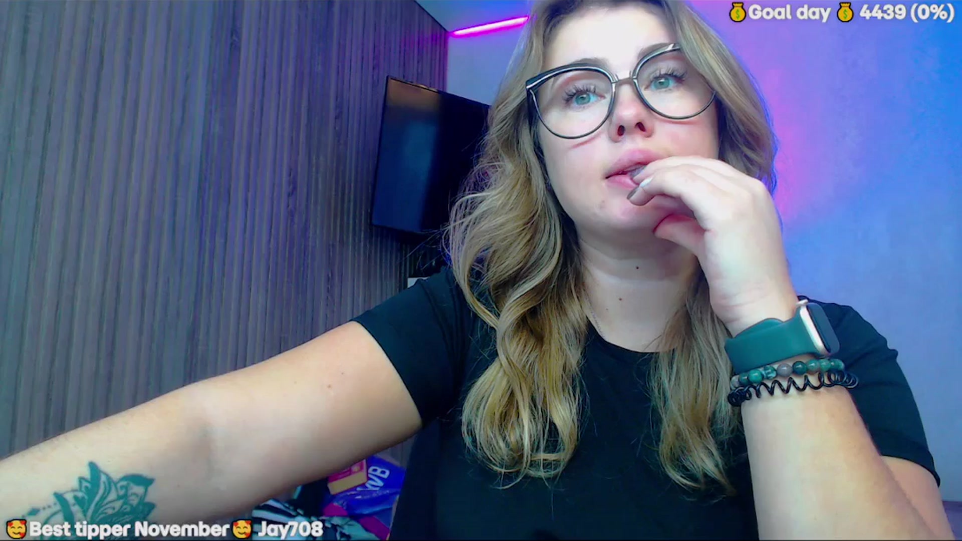 Gallery image thumbnail from SuchCute_'s myfreecams stream on, 11/23/2025, 03:40 image 13 of 20