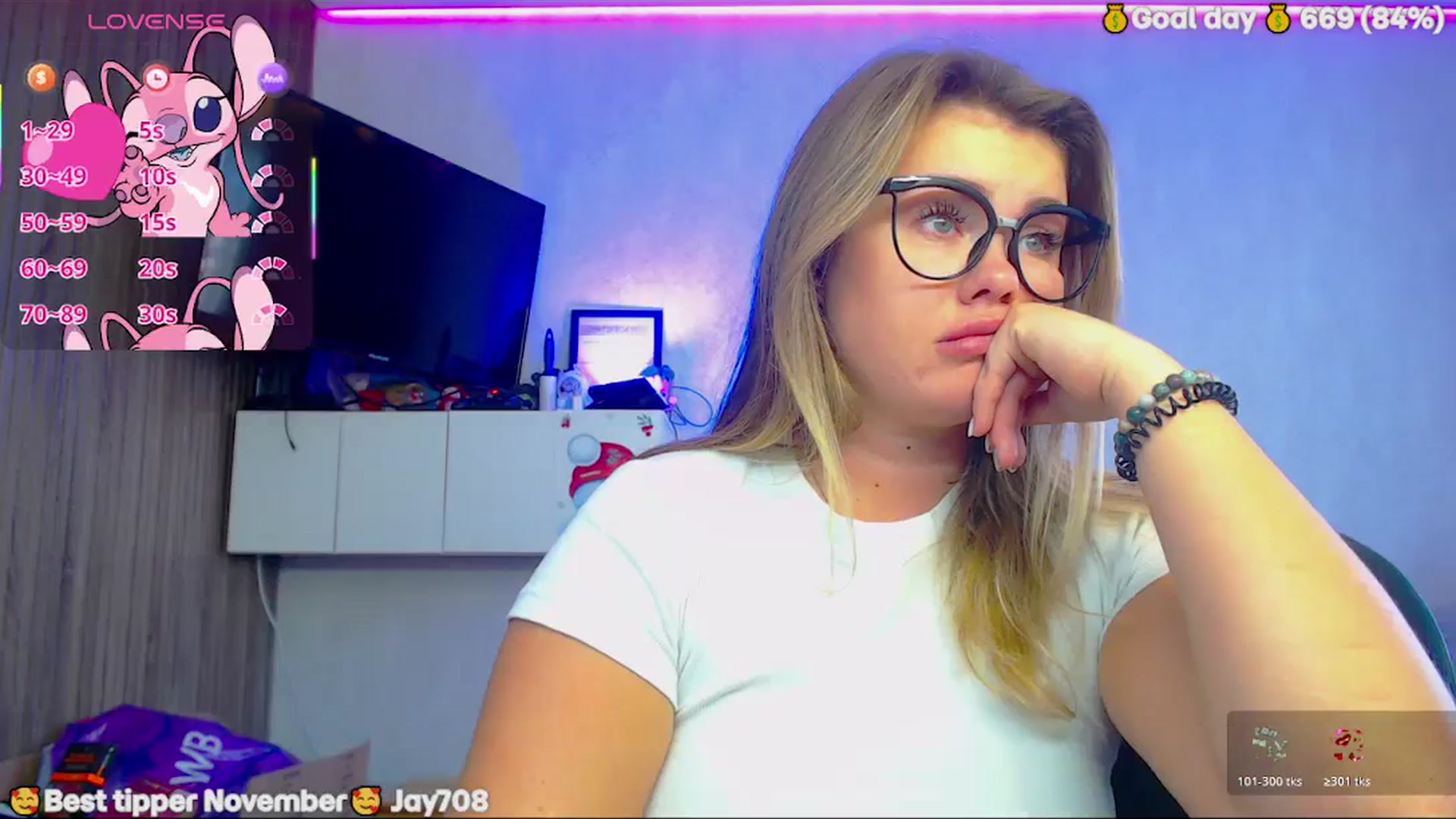 Gallery image thumbnail from SuchCute_'s myfreecams stream on, 11/24/2025, 05:03 image 4 of 20