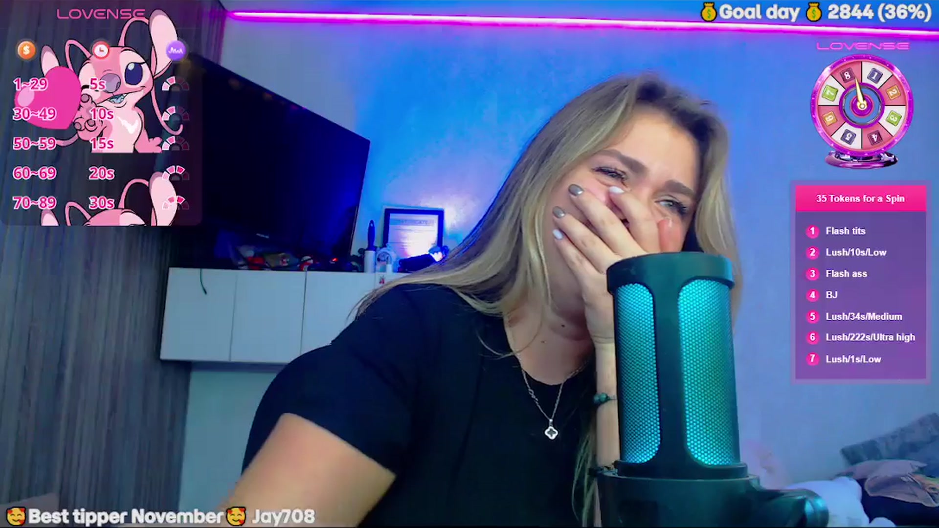 Gallery image thumbnail from SuchCute_'s myfreecams stream on, 11/25/2025, 08:42 image 14 of 20
