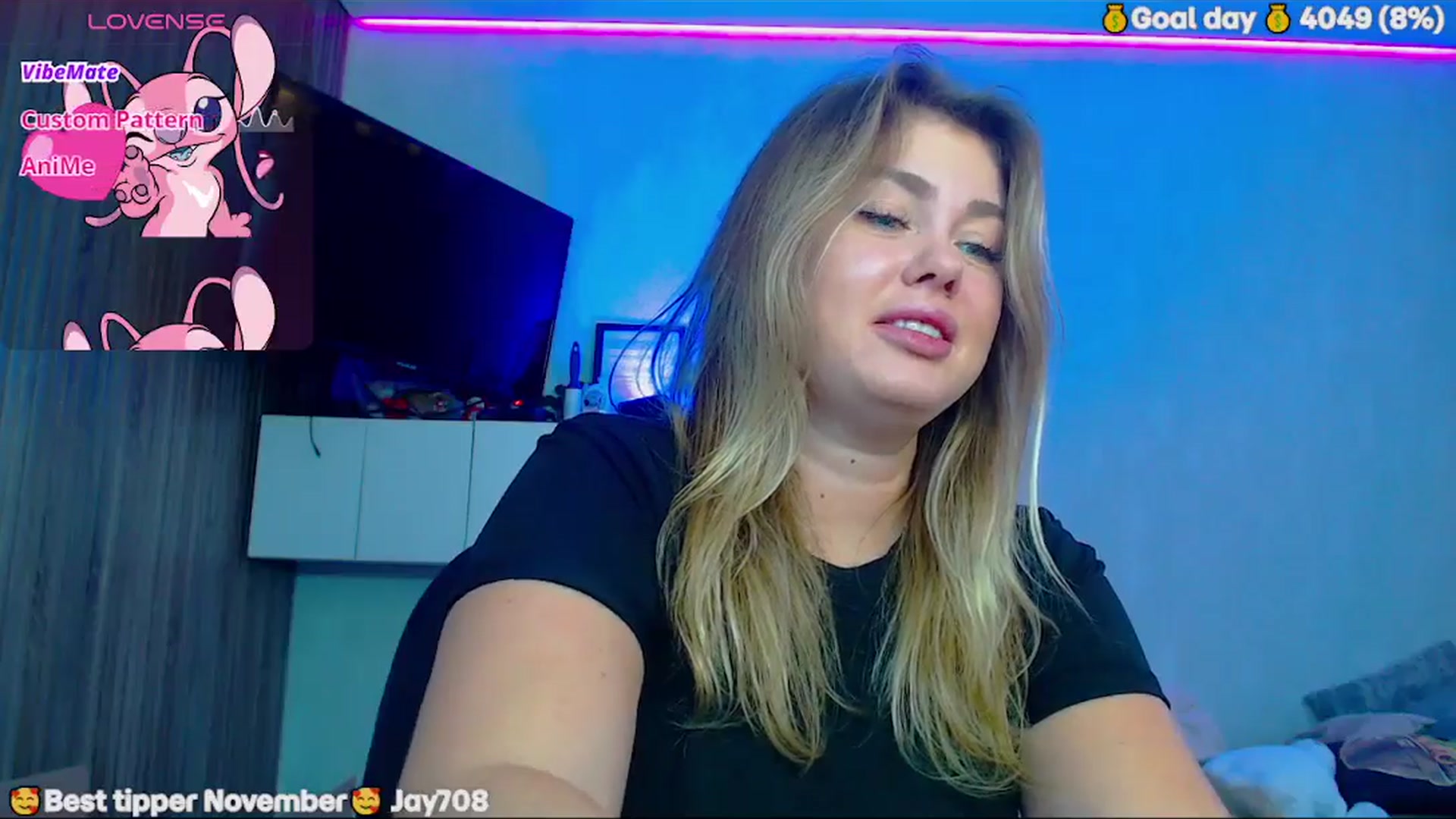 Gallery image thumbnail from SuchCute_'s myfreecams stream on, 11/25/2025, 08:42 image 3 of 20