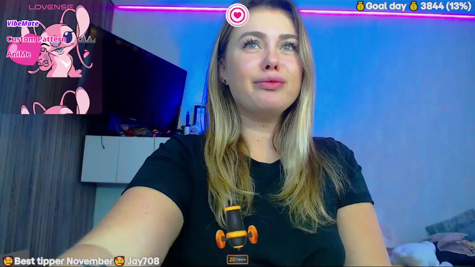 Gallery image thumbnail from SuchCute_'s myfreecams stream on, 11/25/2025, 08:42 image 7 of 20