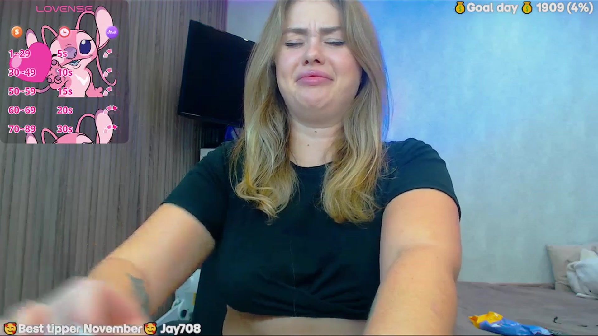 Gallery image thumbnail from SuchCute_'s myfreecams stream on, 11/27/2025, 03:29 image 9 of 20