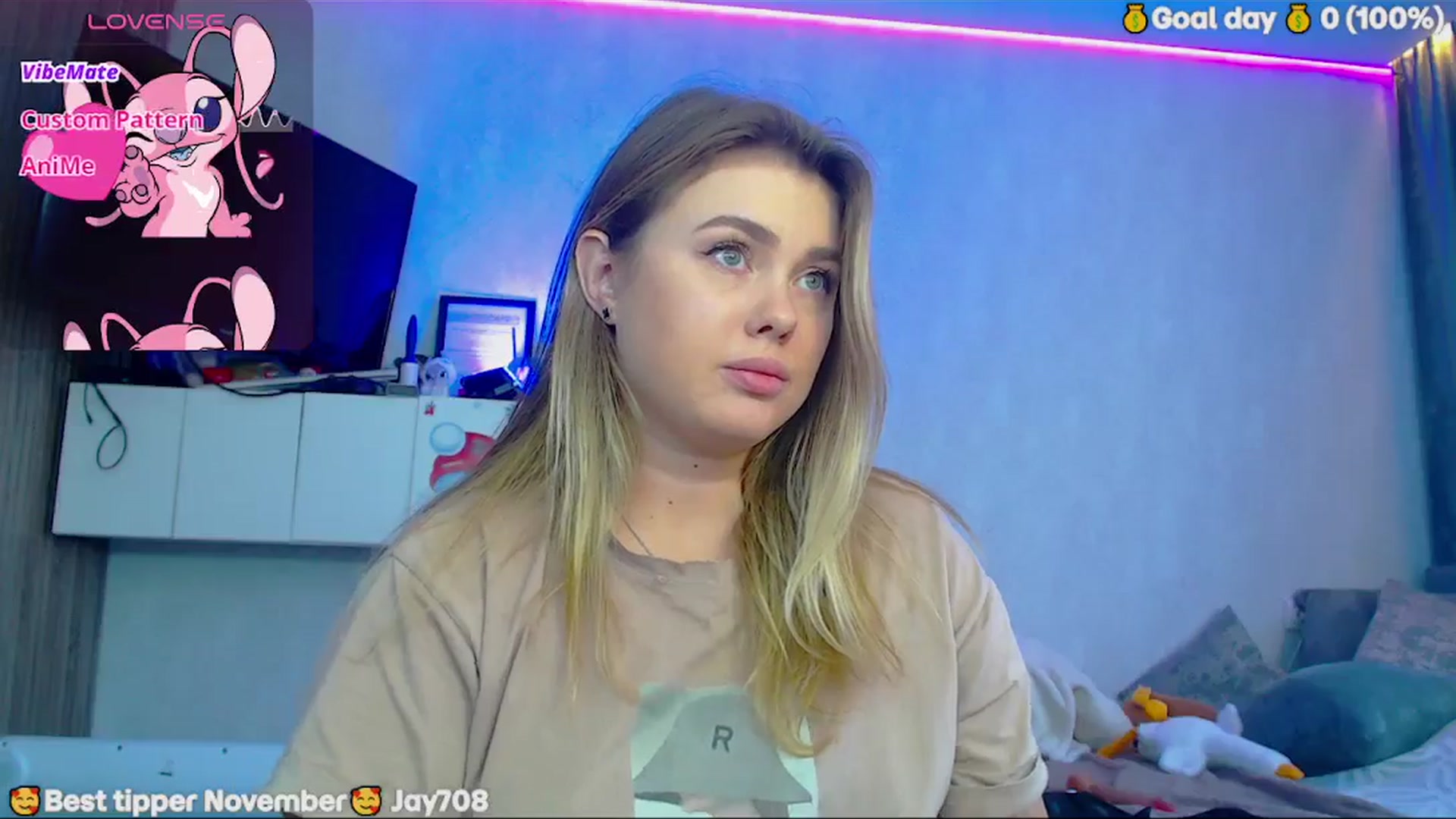 Gallery image thumbnail from SuchCute_'s myfreecams stream on, 11/28/2025, 04:38 image 15 of 20
