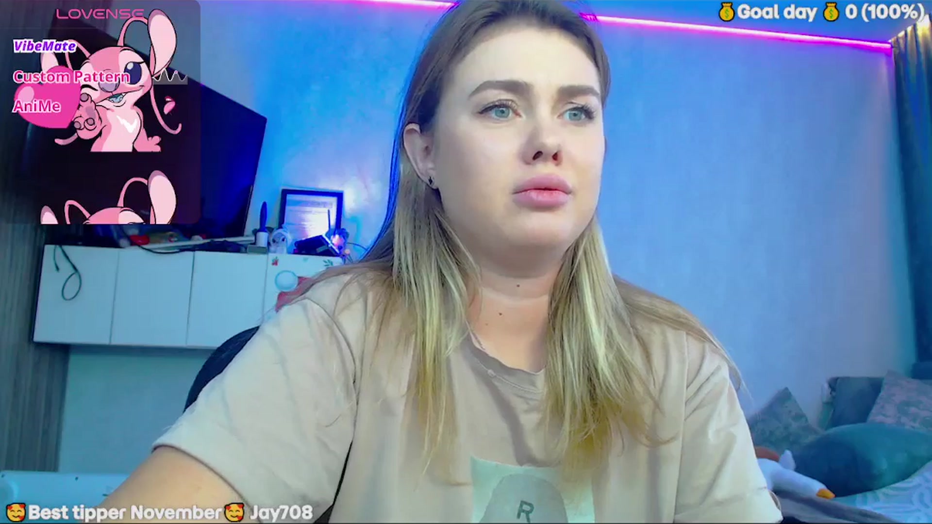 Gallery image thumbnail from SuchCute_'s myfreecams stream on, 11/28/2025, 04:38 image 16 of 20