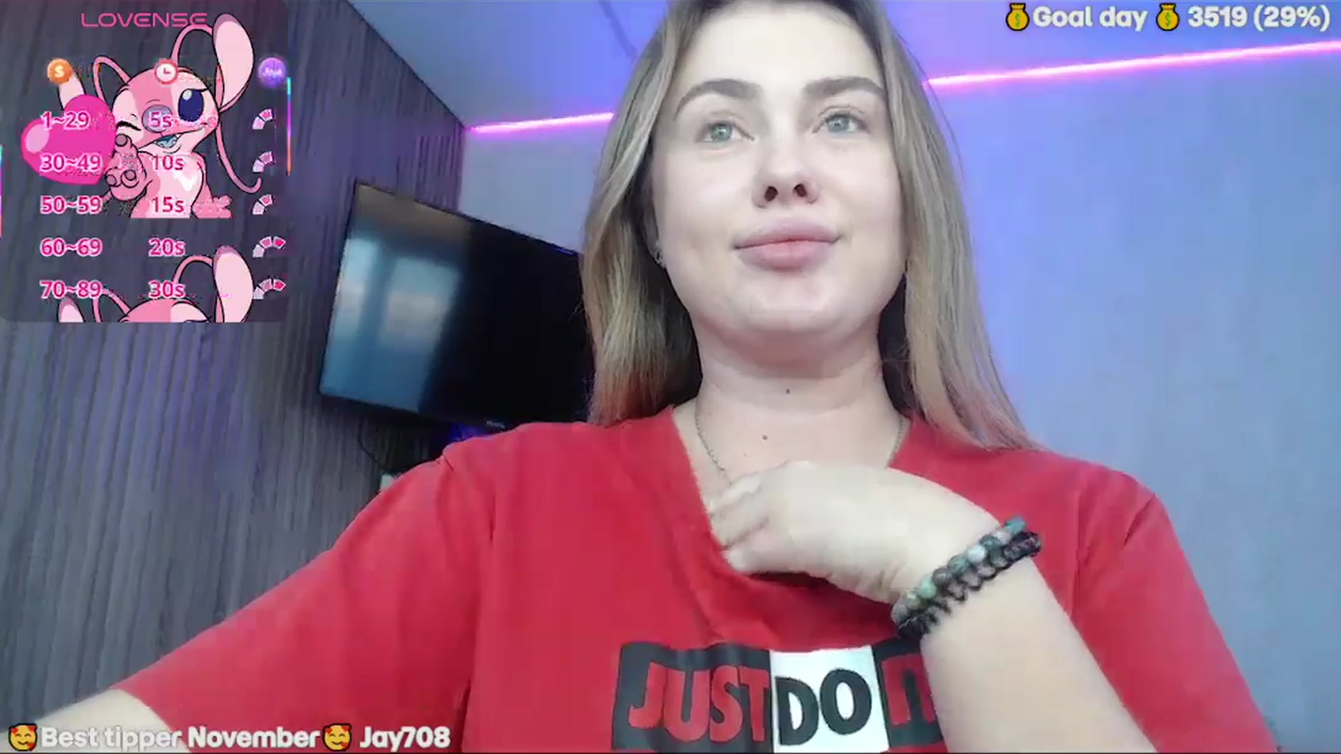 Gallery image thumbnail from SuchCute_'s myfreecams stream on, 12/01/2025, 03:57 image 11 of 20