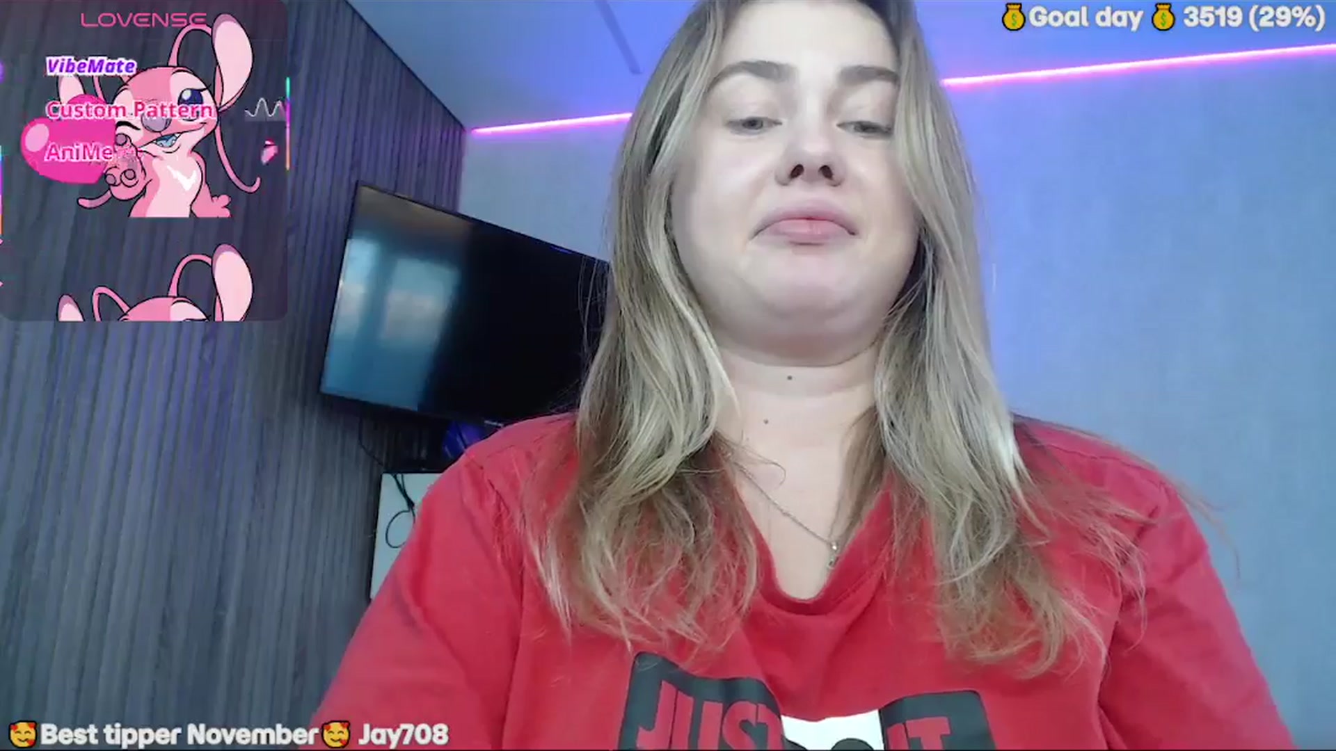 Gallery image thumbnail from SuchCute_'s myfreecams stream on, 12/01/2025, 03:57 image 17 of 20