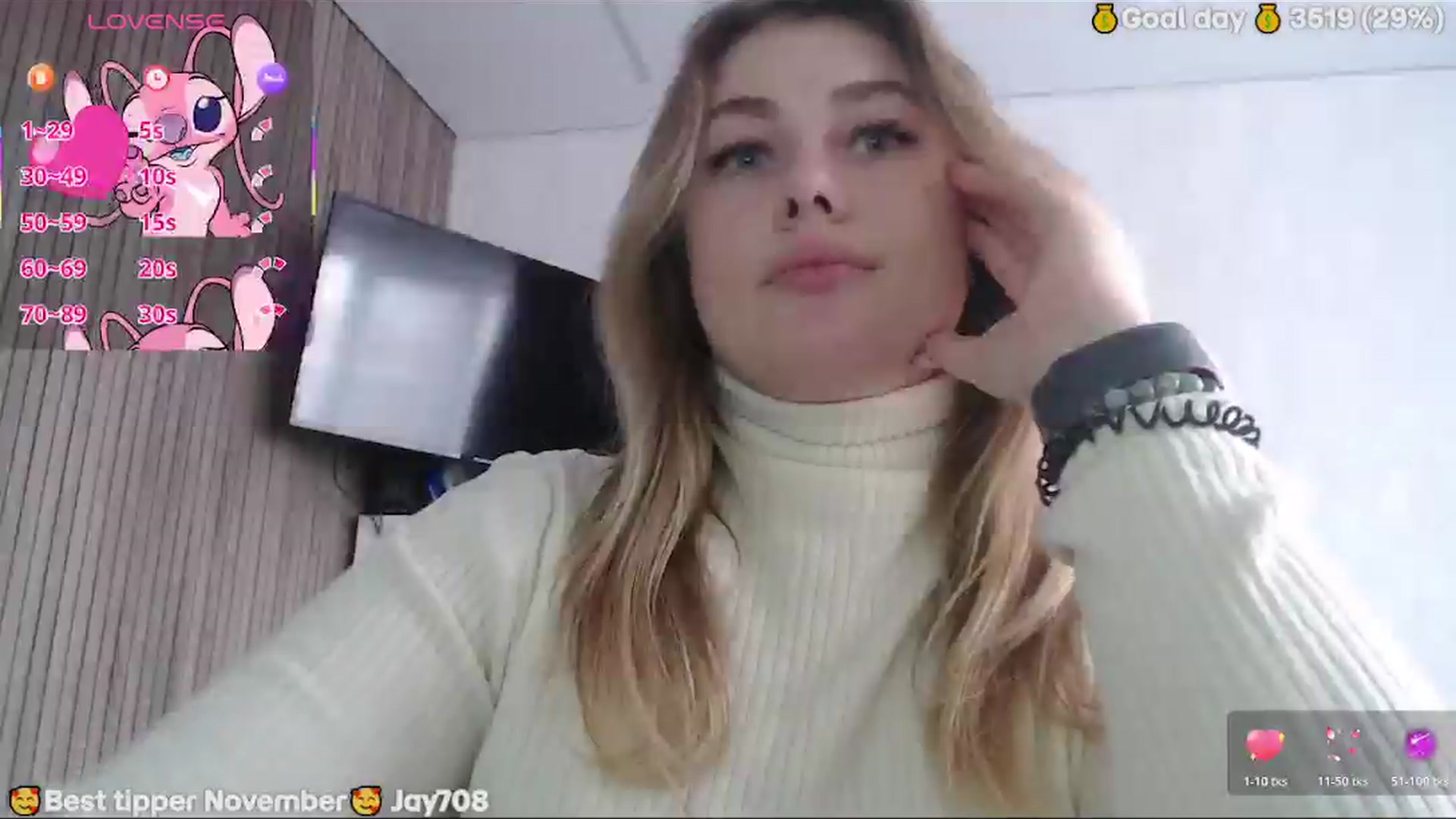Gallery image thumbnail from SuchCute_'s myfreecams stream on, 12/01/2025, 07:26 image 4 of 20
