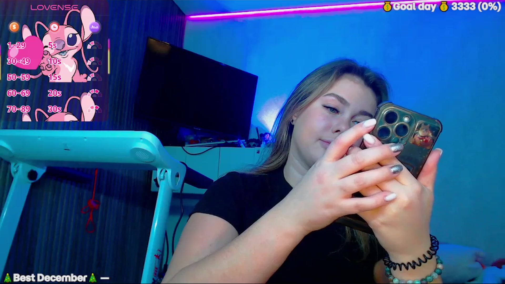 Gallery image thumbnail from SuchCute_'s myfreecams stream on, 12/02/2025, 04:36 image 3 of 20