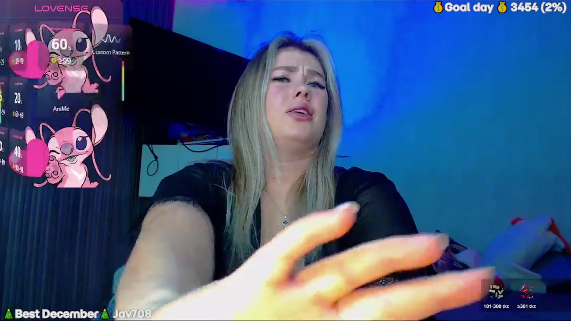 Gallery image thumbnail from SuchCute_'s myfreecams stream on, 12/03/2025, 04:23 image 9 of 20