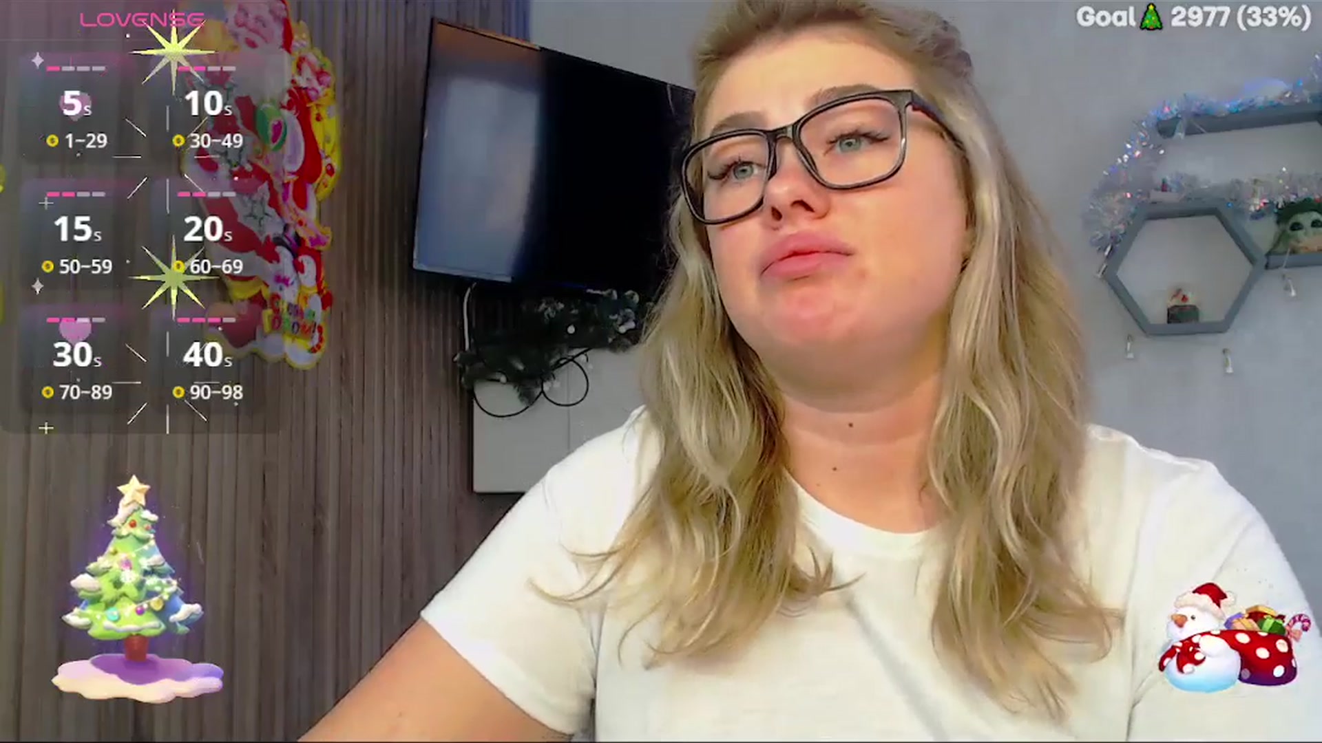 Gallery image thumbnail from SuchCute_'s myfreecams stream on, 01/03/2026, 06:02 image 13 of 20