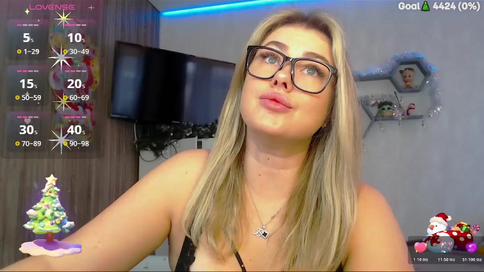 Gallery image thumbnail from SuchCute_'s myfreecams stream on, 01/04/2026, 05:40 image 6 of 20