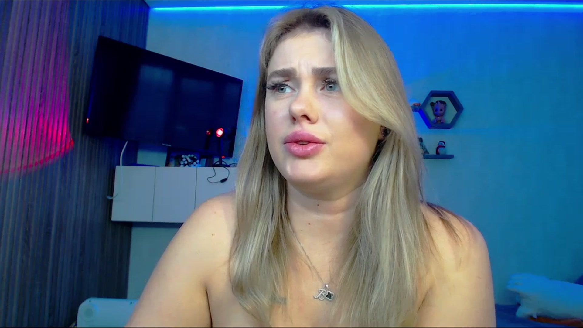 Gallery image thumbnail from SuchCute_'s myfreecams stream on, 01/15/2026, 03:07 image 11 of 20