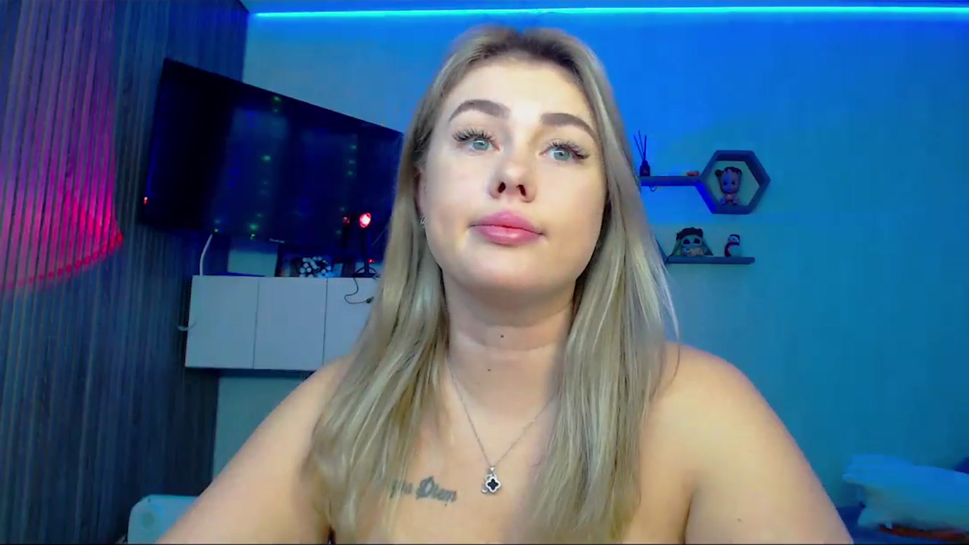 Gallery image thumbnail from SuchCute_'s myfreecams stream on, 01/15/2026, 03:07 image 5 of 20